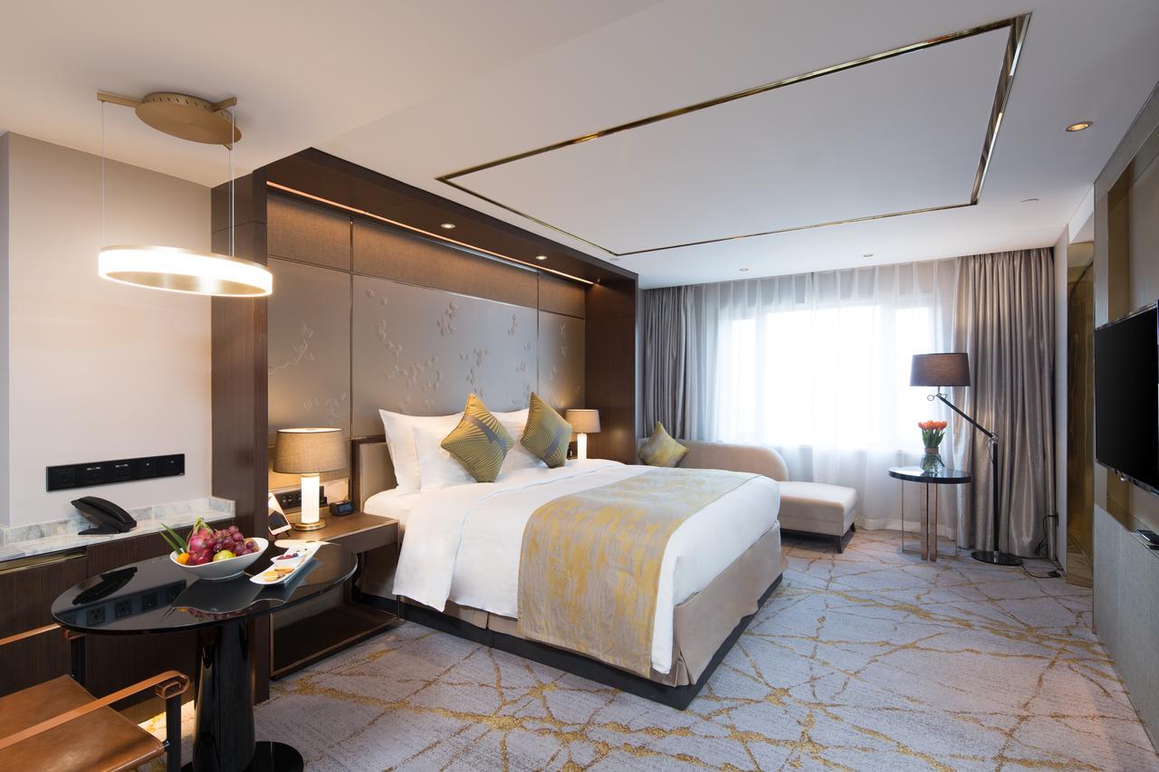 Executive King Room