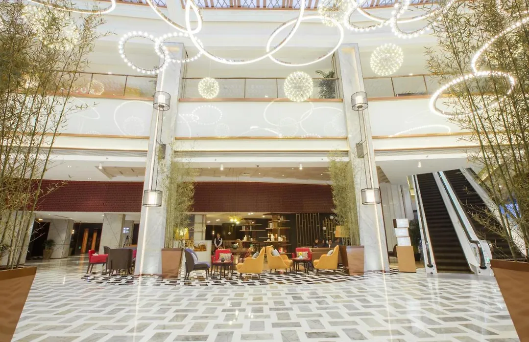 Golden Tulip Shanghai Hongqiao- A Louvre Hotel-1